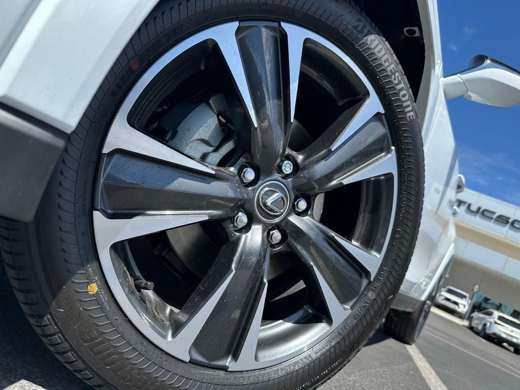 2026 Lexus UX 300h Premium