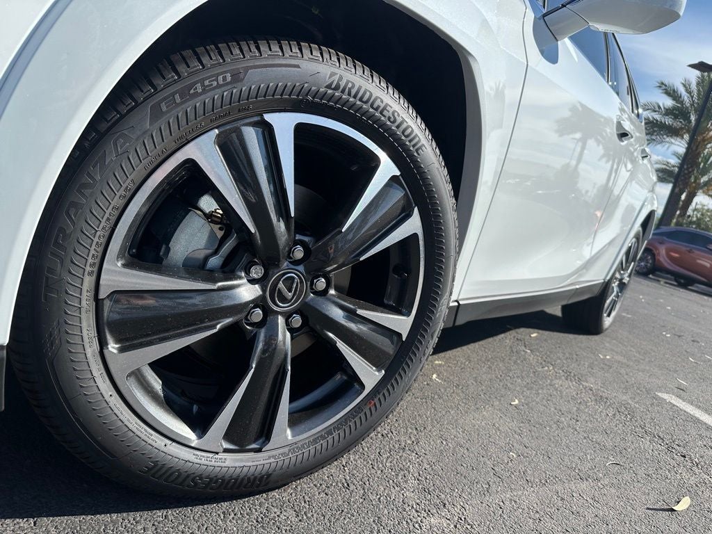 2026 Lexus UX 300h Premium