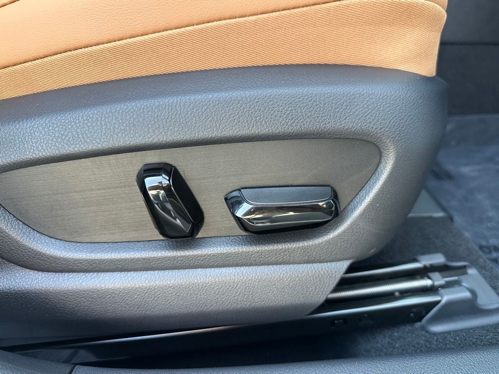2026 Lexus UX 300h Premium