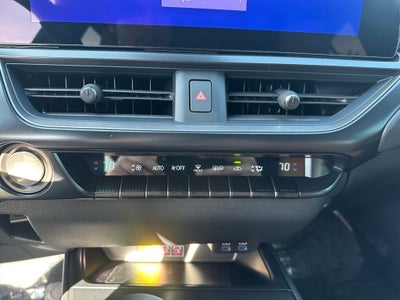 2026 Lexus UX 300h Premium