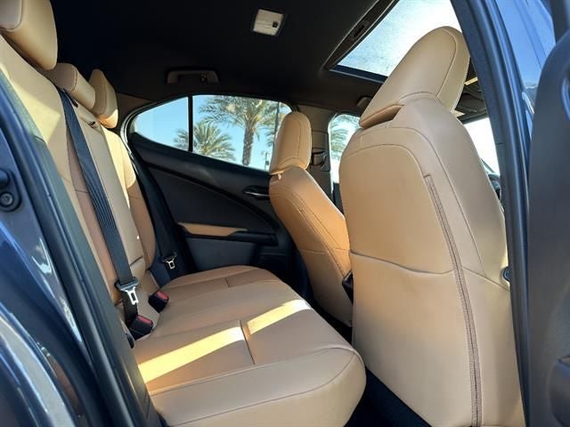 2026 Lexus UX 300h Premium