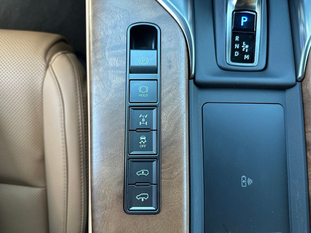 2026 Lexus LX 700h Luxury