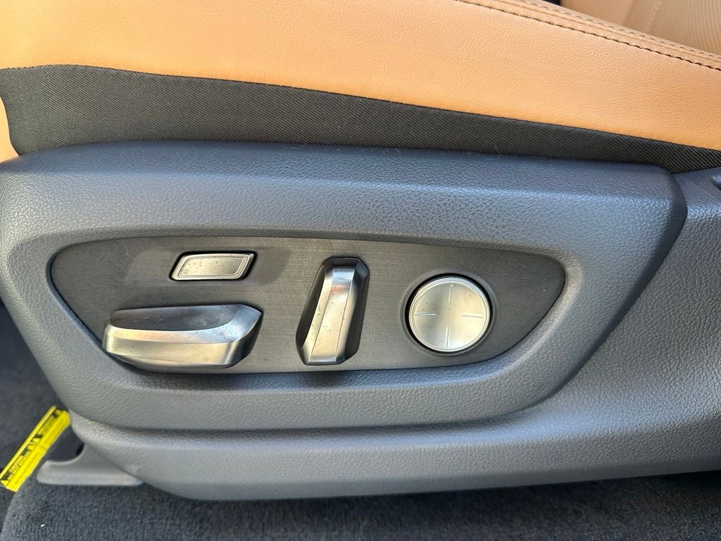 2026 Lexus LX 700h Luxury
