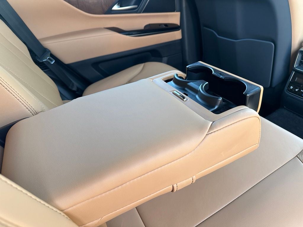 2026 Lexus LX 700h Luxury