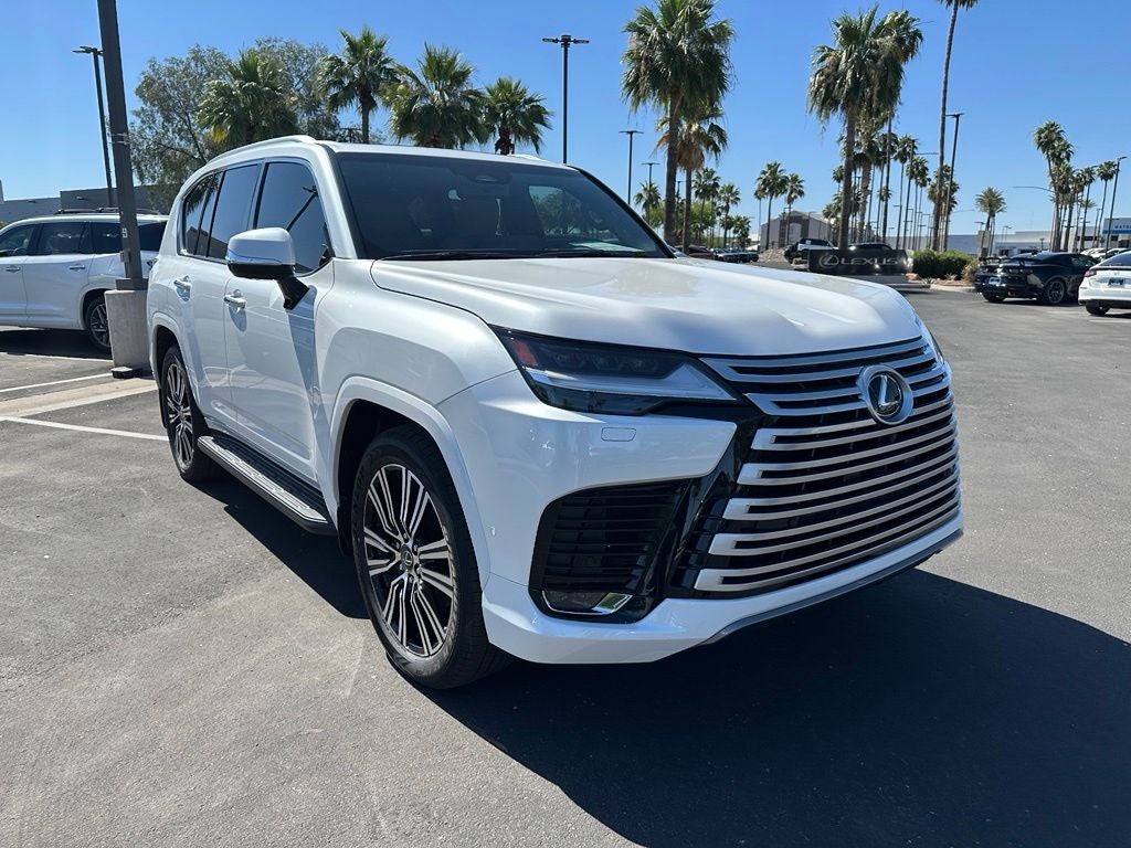 2026 Lexus LX 700h Luxury