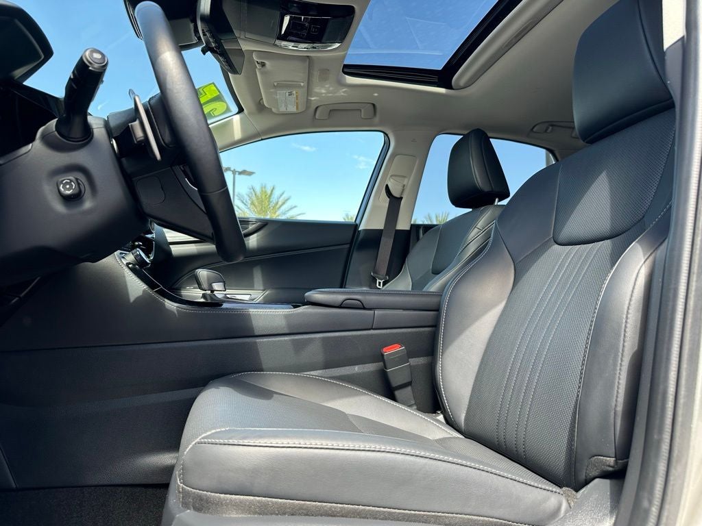 2025 Lexus NX 350h Premium