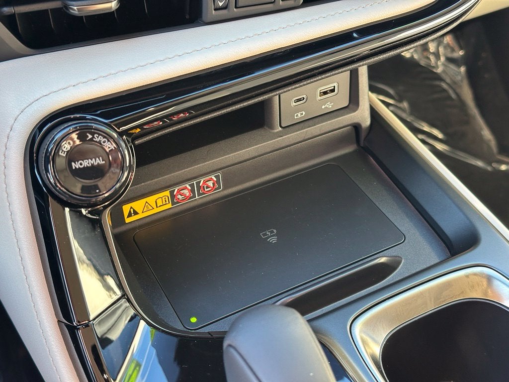 2026 Lexus NX 450h+ Luxury