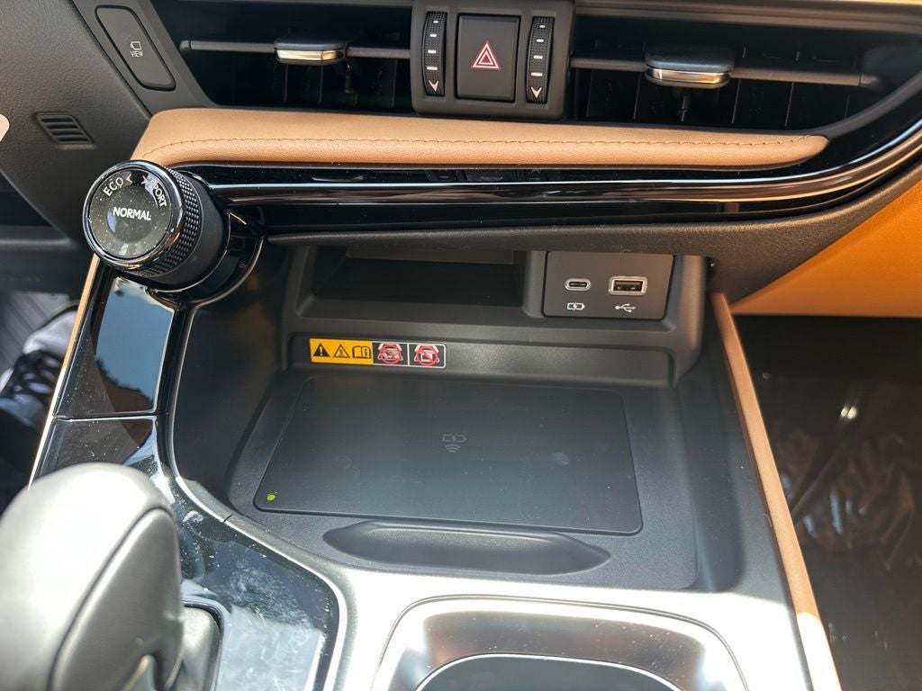 2026 Lexus NX 450h+ Premium