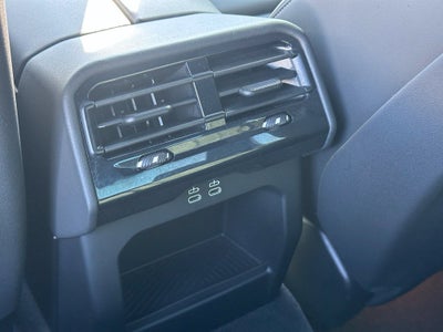 2024 BMW 5 Series 530i